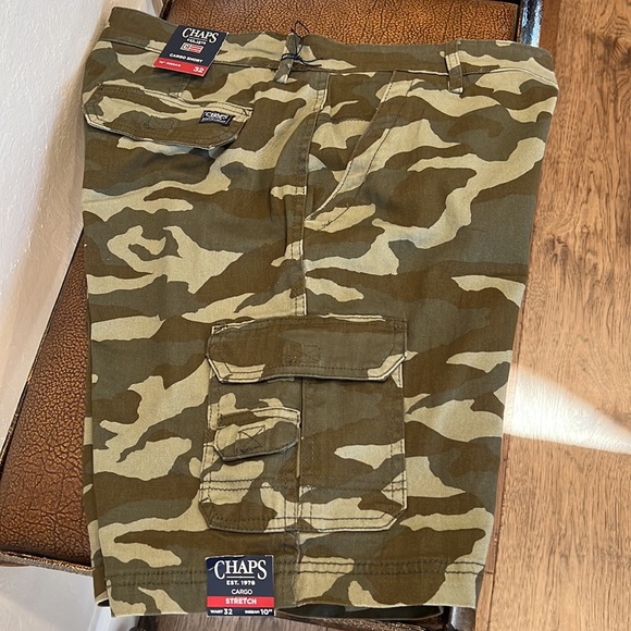 New Ralph Lauren’s Chaps Camouflage Cargo Short 2 pockets front, 2 side, 2 rear! - Picture 5 of 8